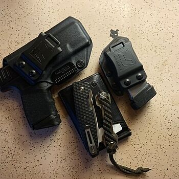 Echo Ambidextrous Mag Carrier for: Universal 9/40 Double Stack Magazine Shipping was surprisingly quick. Quality,