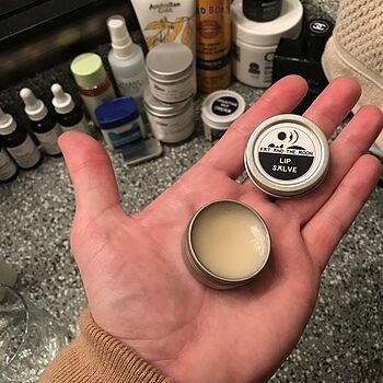 Lip Salve Won over a die-hard Vaseline chapstick fan😱