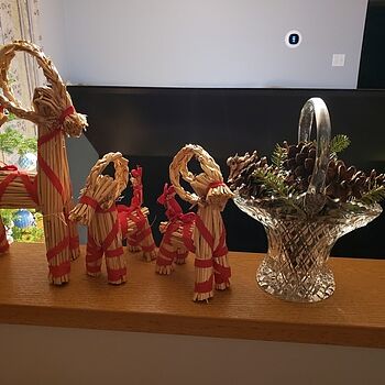 Yule Goat Set Very pleased