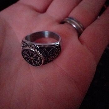 Vegvisir Ring, Stainless Steel Reccomend this ring-