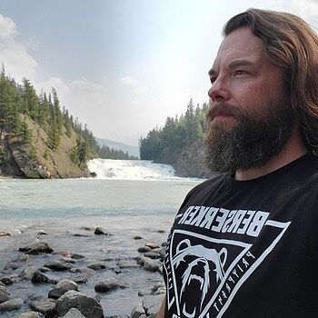 Premium Tee, Berserker, Black Best shirt in a long time