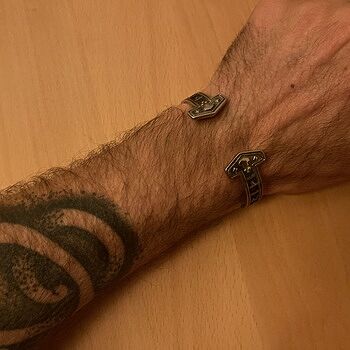 Thor Cuff, Stainless Steel Sehr schön verarbeitet, wie immer