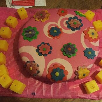 Rosa mönstertårta Schöne bunte Torte
