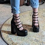 Image of Review by Laura R. on 12 May 2023 number 1