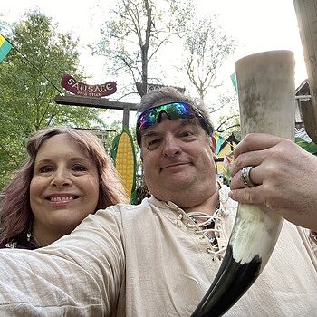Drinking Horn Set Great quality, not a prop.
