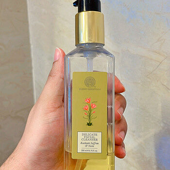 Delicate Facial Cleanser Kashmiri Saffron & Neem Everyday Essential