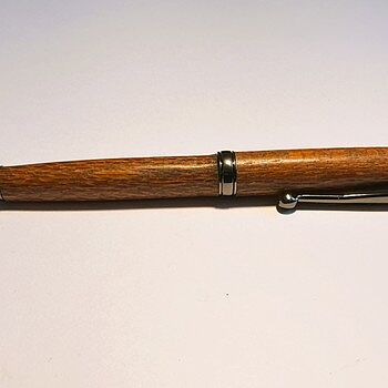 7mm Pen Kit Bundle: 8 Pen Kits and 3 sets of FREE Bushings and one 10 pack of Cocobolo Blanks Totally satisfed