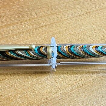 7mm Pen Kit Bundle: 8 Pen Kits and 3 sets of FREE Bushings and one 10 pack of Cocobolo Blanks Totally satisfed
