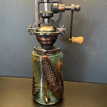EZ-Assemble Antique Style Salt and Pepper Mill Mechanism in Antique Copper Salt/Pepper Mill