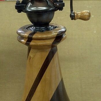 EZ-Assemble Antique Style Salt and Pepper Mill Mechanism in Antique Copper Easy to make. I have