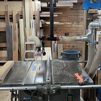 Table Saw Dust Collection Guard Well built