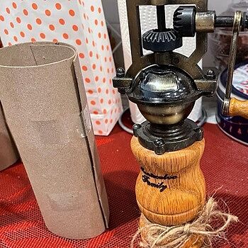 EZ-Assemble Antique Style Salt and Pepper Mill Mechanism in Antique Copper Pepper mill