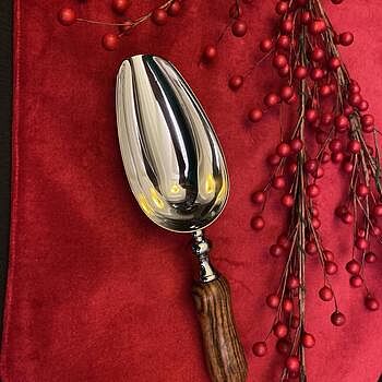 Stainless Steel Ice Scoop Great quality, sturdy product.