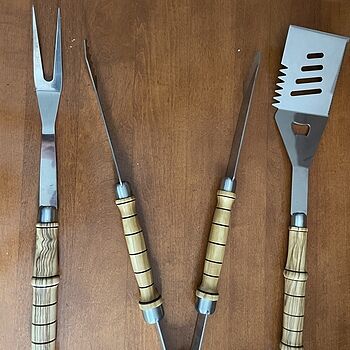 BBQ Grill Tool Kits - Set of 3 Lovely, well made set ?. But read instructions !!!