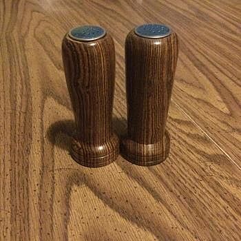 Salt and Pepper Shaker Kit Set Nice decorative pieces but not meant for use.