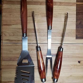 BBQ Grill Tool Kits - Set of 3 Looks nice, with issues though