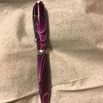 7mm Pen Kit Bundle: 8 Pen Kits and 3 sets of FREE Bushings and one 10 pack of Cocobolo Blanks I just started turning about
