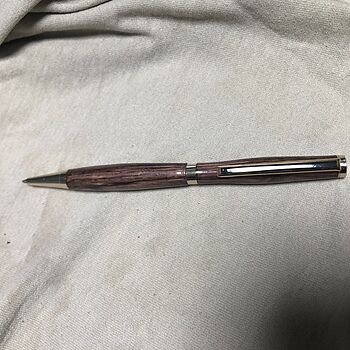 7mm Pen Kit Bundle: 8 Pen Kits and 3 sets of FREE Bushings and one 10 pack of Cocobolo Blanks Quality