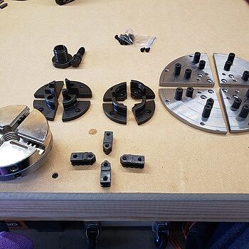Utility Grip 4 Jaw Chrome Lathe Chuck System: with 2 sets of jaws and Super 8-1/4 Finishing Jaws Absolutely love it