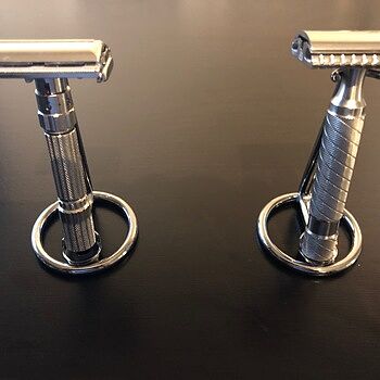 Universal Razor and Pen Stand in Chrome Great razor stand for longer handled razors