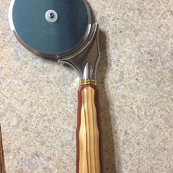 4 in. Deluxe Stainless Steel Pizza Cutter Kit Pizza Cutter