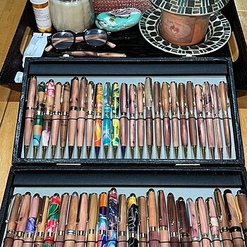 7mm Pen Kit Bundle: 8 Pen Kits and 3 sets of FREE Bushings and one 10 pack of Cocobolo Blanks Love making the pens