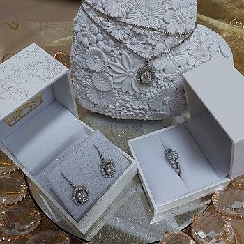 https://ralphjacobs.co.za Custom Bridal set