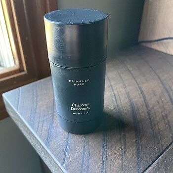 Charcoal Deodorant Works great! Highly recommend.