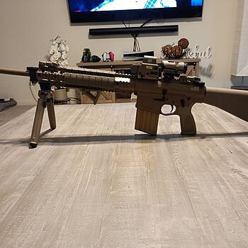 PSA Sabre AR-10 Rifle Billet 20" .308 Rifle w/ 12.5" Quad Rail, A1 Stock, Magpul Bi-Pod, 3 Mags, & Sabre Bag, FDE Sweet gun