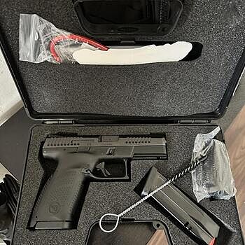 CZ P-10 C 4" 9mm Pistol, Black - 91531 CZ P10C