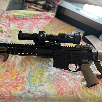 SIG Sauer Tango MSR LPVO Scope 1-6x24mm SFP w/ Alpha Cantil. MSR Mount, Black - SOT61000 Solid scope. Perfect for a