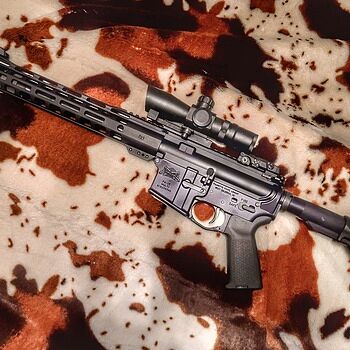 PSA AR-15 16" Mid-Length 5.56 NATO 1/7 Nitride 13.5" Lightweight M-Lok MOE EPT Rifle w/MBUS Sight Set 👍🏾