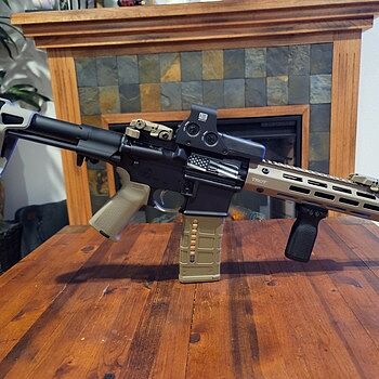 EOTech Model 512 Holographic Weapon Sight - 512.A65 Eotech 512