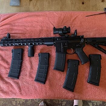 PSA AR-15 16" Mid-Length 5.56 NATO 1/7 Nitride 13.5" Lightweight M-Lok MOE EPT Rifle w/MBUS Sight Set Love at first sight