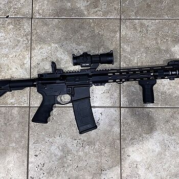 PSA AR-15 16" Mid-Length 5.56 NATO 1/7 Nitride 13.5" Lightweight M-Lok MOE EPT Rifle w/MBUS Sight Set Great gun!