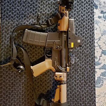 EOTech Model 512 Holographic Weapon Sight - 512.A65 Great scope and great price.