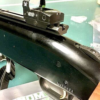 Vortex Venom Red Dot Sight 3 MOA - VMD-3103 Great buy and easy setup.