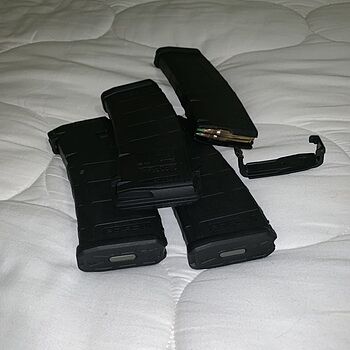 Magpul PMAG 30 A4/M4 GEN 2 MOE 5.56 30rd Magazine - MAG571-BLK Can’t go wrong!!