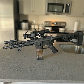 PSA AR-15 Pistol 5.56 10.5" 1/7 Phos. 9" LTWT M-Lok MOE EPT SBA4 ARP
