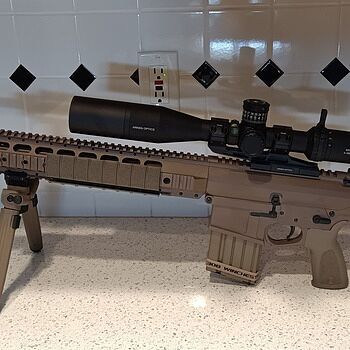 PSA Sabre AR-10 Rifle Billet 20" .308 Rifle w/ 12.5" Quad Rail, A1 Stock, Magpul Bi-Pod, 3 Mags, & Sabre Bag, FDE It's a beautiful DMR. Comes