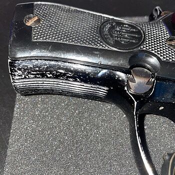 Beretta Model 84 BB 3.8" 13rd .380ACP Pistol, LE Trade In Very Good Condition Terrible Condition