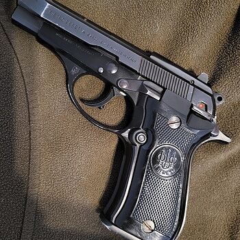 Beretta Model 84 BB 3.8" 13rd .380ACP Pistol, LE Trade In Very Good Condition Excellent deal at 299. Received