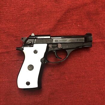 Beretta Model 84 BB 3.8" 13rd .380ACP Pistol, LE Trade In Very Good Condition These are used service weapons.