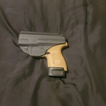 Beretta APX A1 Carry 9mm 3" 8rd, FDE - JAXN9258A1 Great Side Piece