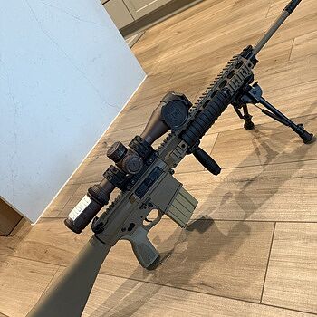 PSA Sabre AR-10 Rifle Billet 20" .308 Rifle w/ 12.5" Quad Rail, A1 Stock, Magpul Bi-Pod, 3 Mags, & Sabre Bag, FDE Stock is a little short