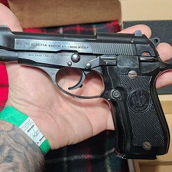 Beretta Model 84 BB 3.8" 13rd .380ACP Pistol, LE Trade In Very Good Condition Great condition with a price