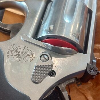 Smith & Wesson Model 686 .357 Magnum/.38 Special +P Stainless Steel Revolver 164224 Was gonna 1 star this review