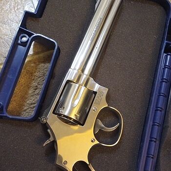 Smith & Wesson Model 686 .357 Magnum/.38 Special +P Stainless Steel Revolver 164224 Was gonna 1 star this review