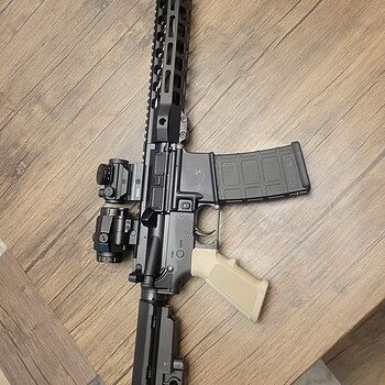 PSA AR-15 Pistol 5.56 10.5" 1/7 Phos. 9" LTWT M-Lok MOE EPT SBA4 PSA AR-15 pistol