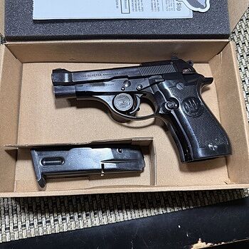 Beretta Model 84 BB 3.8" 13rd .380ACP Pistol, LE Trade In Very Good Condition Beautiful